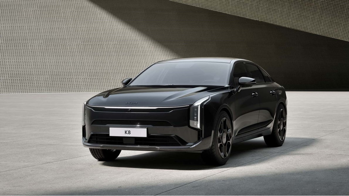 مميزات وعيوب كيا K8 2026