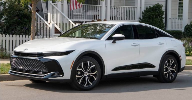 عيوب تويوتا كراون 2025