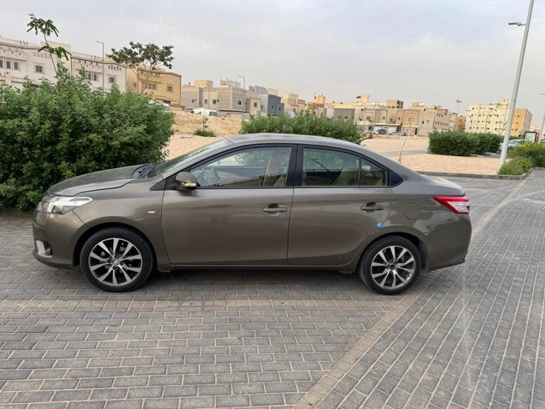 تويوتا يارس 2016 للبيع الرياض
