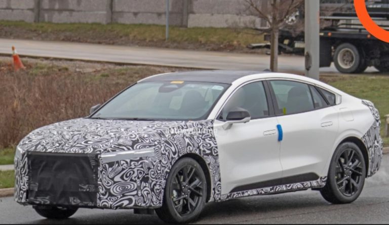 مميزات فورد تورس 2026