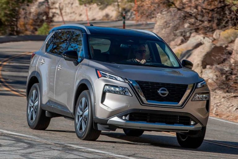 مميزات وعيوب نيسان اكس تريل 2025